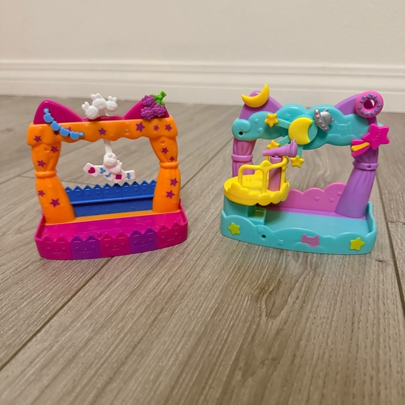 Gabbys Dollhouse Playsets Lot of 6 - Picture 4 of 7